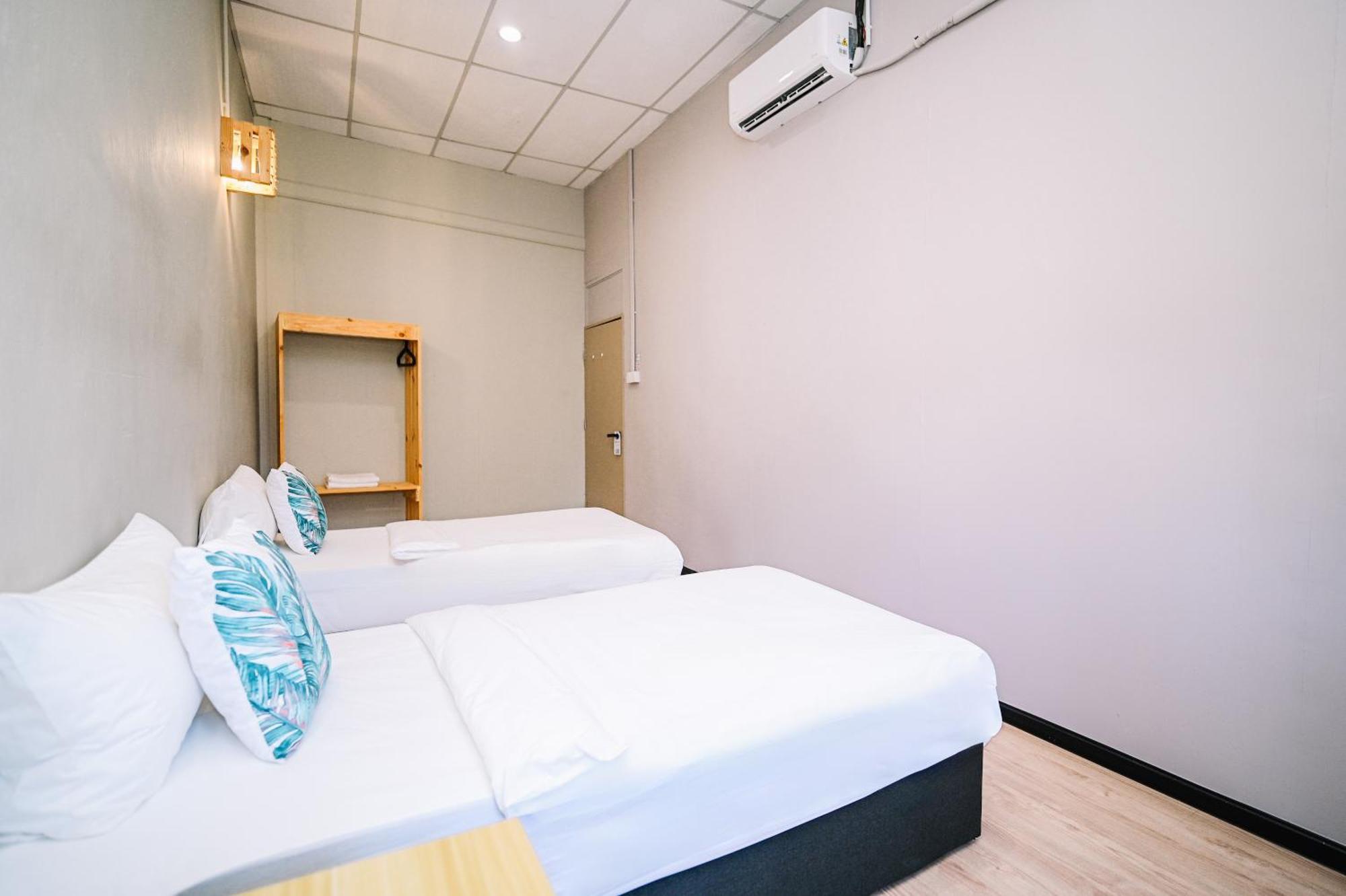 Swing & Pillows - 87 Muntri, Penang جورج تاون المظهر الخارجي الصورة